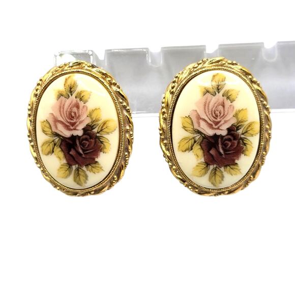 Vintage Floral Rose Acrylic Statement Earrings Gold Tone Pierced Victorian - Picture 1 of 9